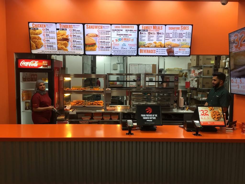 Popeyes | restaurant | 1780 Markham Rd, Scarborough, ON M1B 2W2, Canada | 4163211937 OR +1 416-321-1937