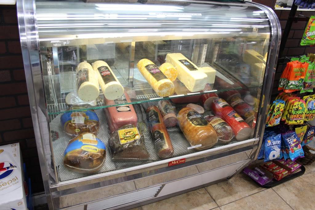 Alan D Liquor/Bistro | restaurant | 2300 W Auburn Rd, Rochester Hills, MI 48309, USA | 2486064929 OR +1 248-606-4929