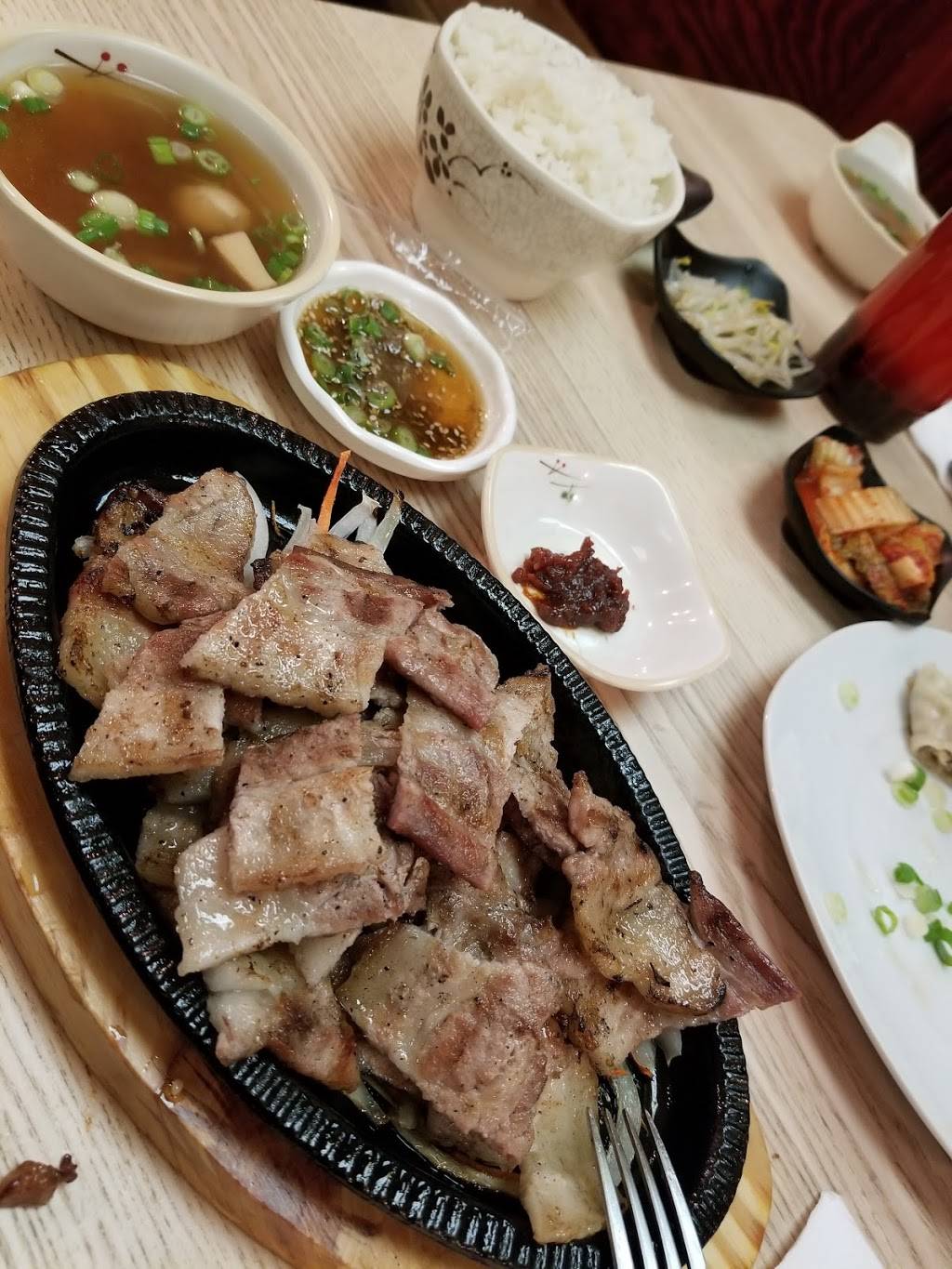 Korean BBQ | restaurant | 496 Main St, New Rochelle, NY 10801, USA | 9149994242 OR +1 914-999-4242