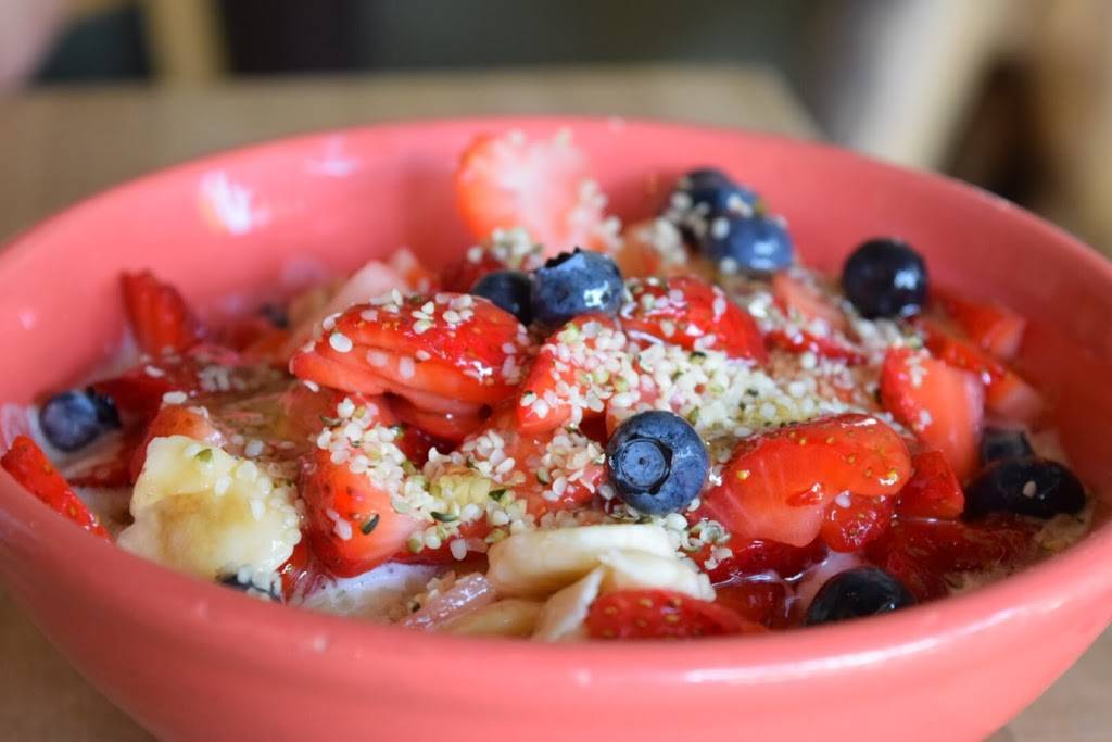 Backyard Bowls | restaurant | 331 Motor Way, Santa Barbara, CA 93101, USA | 8058455379 OR +1 805-845-5379