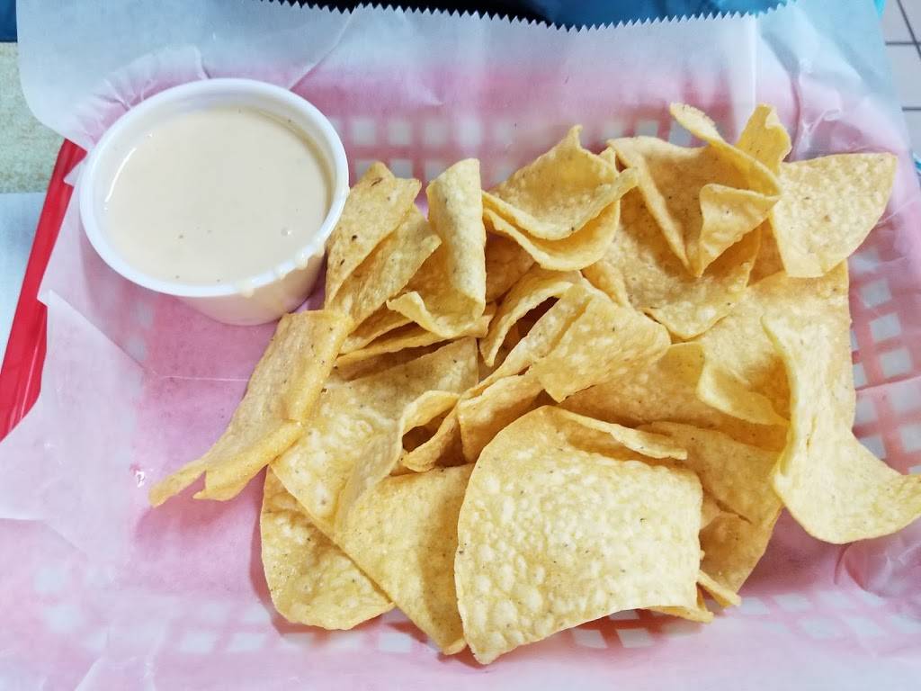 Oscars Authentic Mexican Grill | restaurant | 2034 E Santa Fe St, Olathe, KS 66062, USA | 9134409385 OR +1 913-440-9385