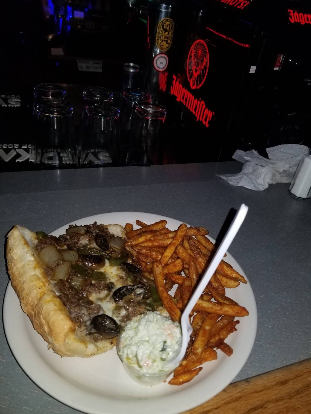 Just Us Sports Bar & Grill | restaurant | 8501 S 88th Ave, Justice, IL 60458, USA | 7085940600 OR +1 708-594-0600