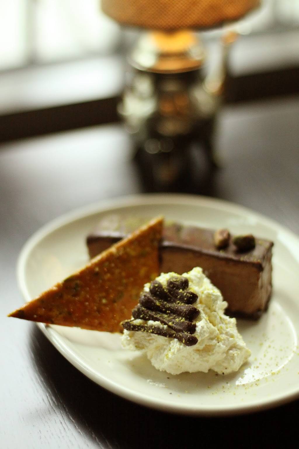 Black Bottle | restaurant | 919 Bellevue Way NE, Bellevue, WA 98004, USA | 4252235143 OR +1 425-223-5143