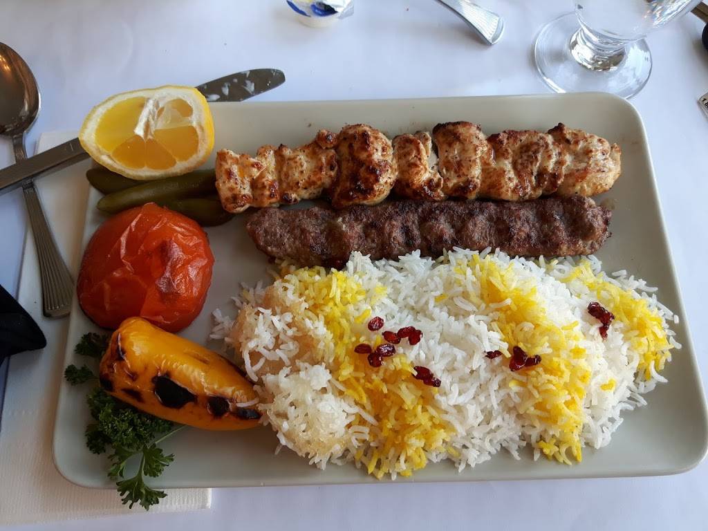 Restaurant Shiraz | restaurant | 209 Rue Brock, Drummondville, QC J2C 1M2, Canada | 8198505052 OR +1 819-850-5052