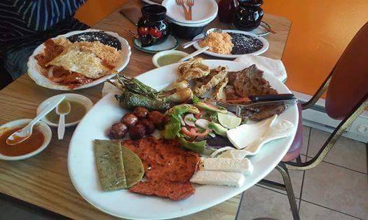 La Hacienda | restaurant | 680 Broadway, Kingston, NY 12401, USA | 8455323695 OR +1 845-532-3695