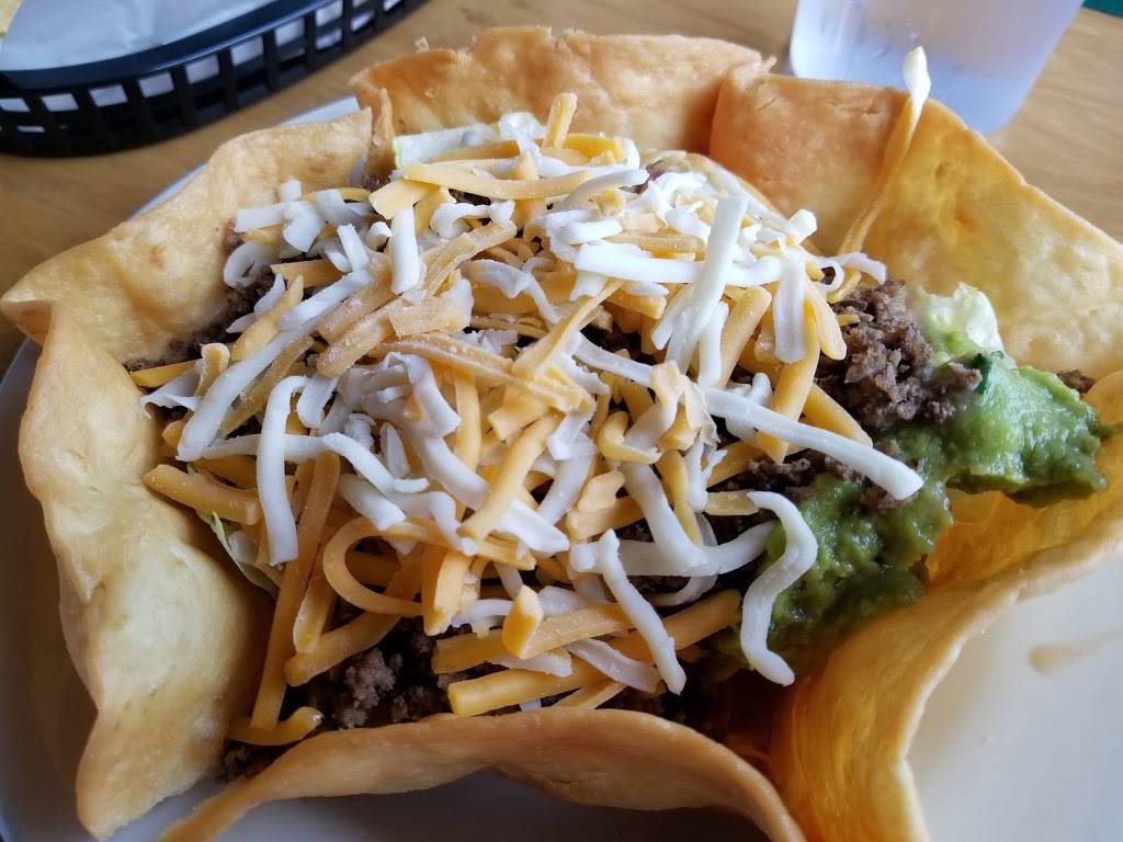 La Fiesta Mexicana | restaurant | 94 Maxcy Plaza Cir, Haines City, FL 33844, USA | 8634222200 OR +1 863-422-2200