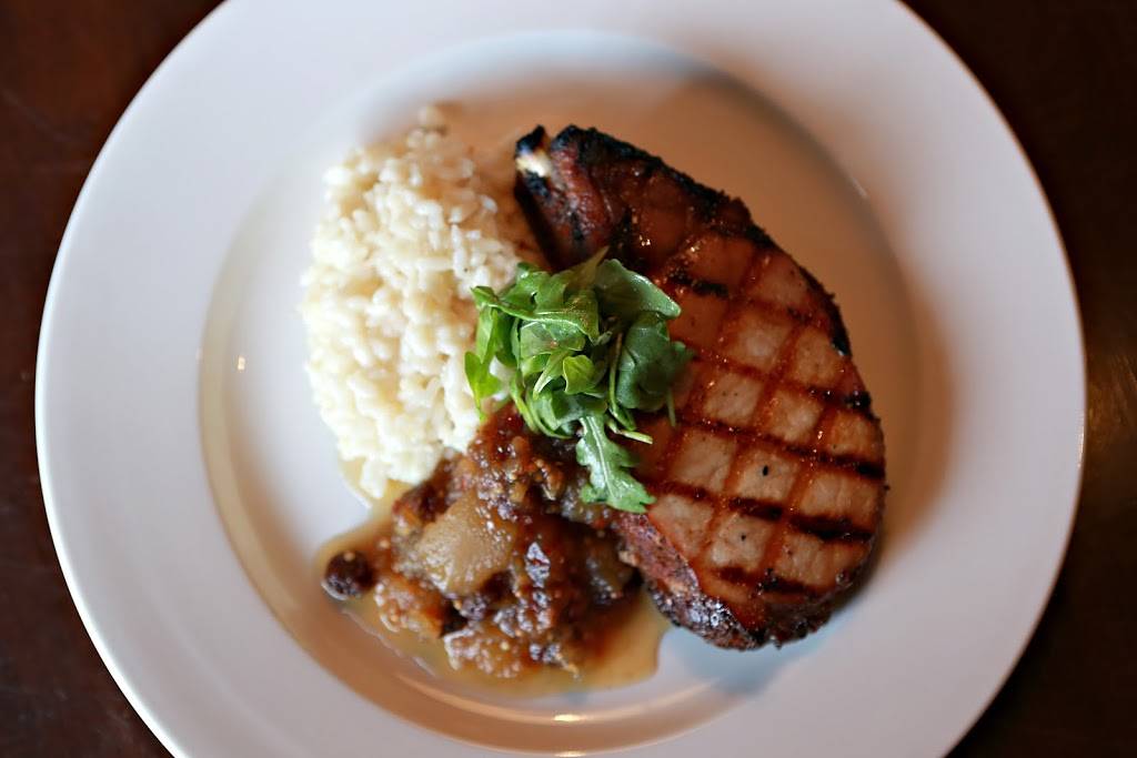 Urban Eatery Minneapolis | restaurant | 2730 W Lake St, Minneapolis, MN 55416, USA | 6129205000 OR +1 612-920-5000