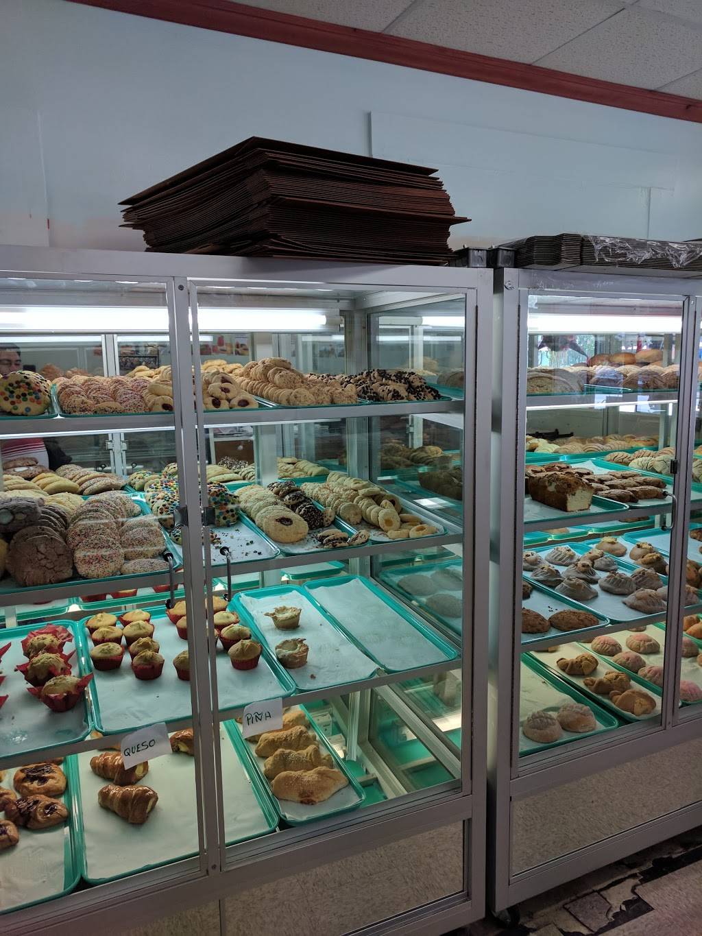 Bakery and Taqueria Los 3 Hermanos | restaurant | 2744 Sheridan Rd, Zion, IL 60099, USA | 2247897302 OR +1 224-789-7302