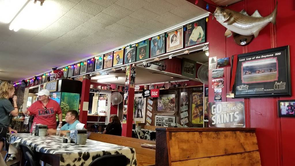 Chucks Country Smoke House | restaurant | 4934 FM1970, Carthage, TX 75633, USA | 9036900105 OR +1 903-690-0105