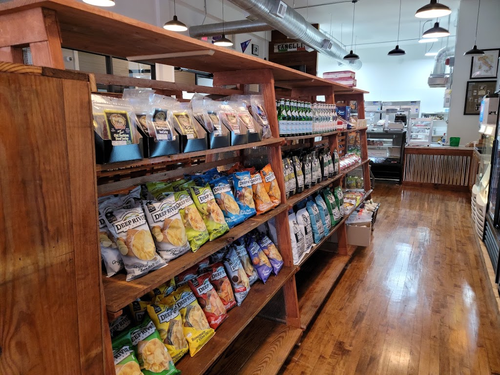 Fanellis Deli + Market | restaurant | 120 Franklin St Suite 101, Clarksville, TN 37040, USA | 9319192588 OR +1 931-919-2588