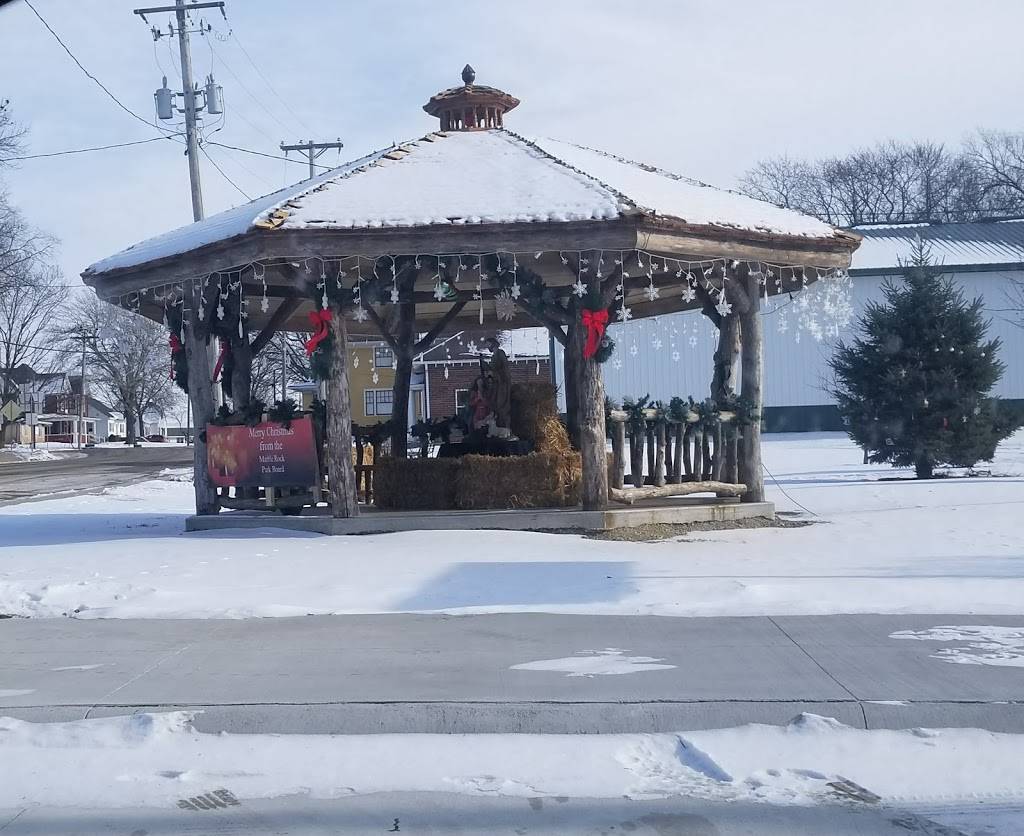 Whitetails Bar & Grill | restaurant | 101 Main St N, Marble Rock, IA 50653, USA | 6413979900 OR +1 641-397-9900