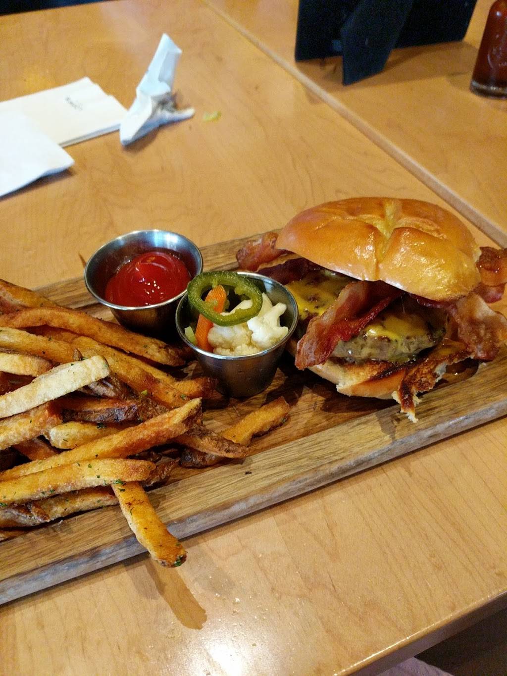 BAROAK | restaurant | 126 West St, Annapolis, MD 21401, USA | 4102953225 OR +1 410-295-3225