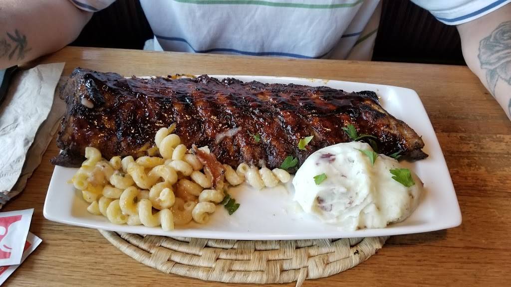 Applebees Grill + Bar | restaurant | 141, Mohawk Trail, Greenfield, MA 01301, USA | 4137720079 OR +1 413-772-0079