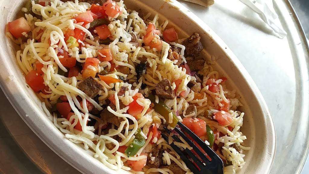 Chipotle Mexican Grill | restaurant | 9430C Colerain Ave, Cincinnati, OH 45251, USA | 5133852156 OR +1 513-385-2156