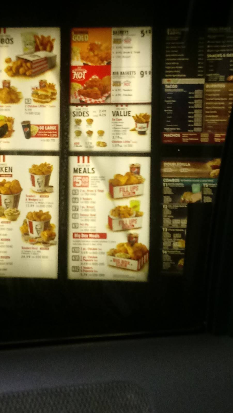 Taco Bell | restaurant | 56 Glen Cove Rd, Greenvale, NY 11548, USA | 5166219445 OR +1 516-621-9445