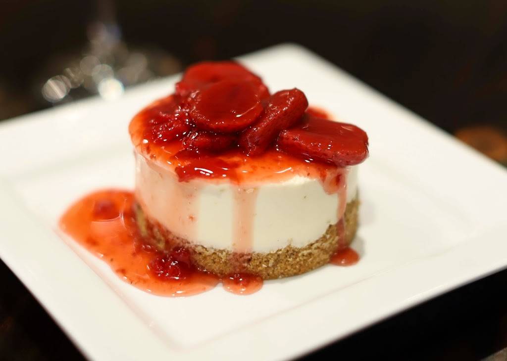 RiverFront | restaurant | 530 Park Ave, Abbeville, LA 70510, USA | 3378933070 OR +1 337-893-3070