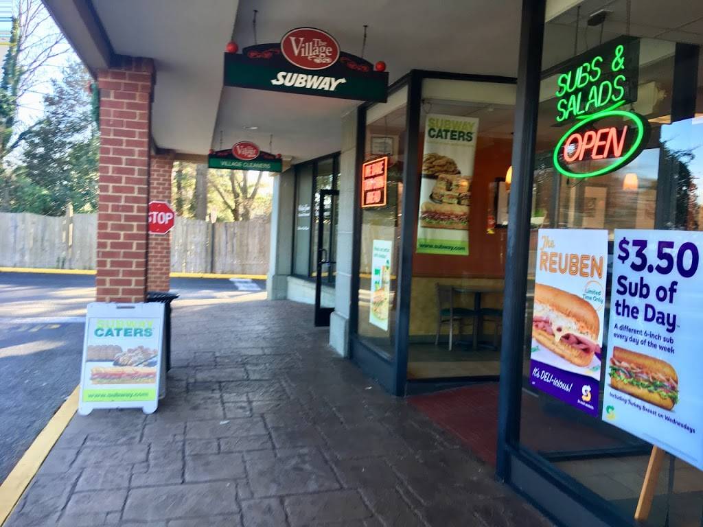 Subway | restaurant | 7003 Three Chopt Rd, Richmond, VA 23226, USA | 8042824119 OR +1 804-282-4119