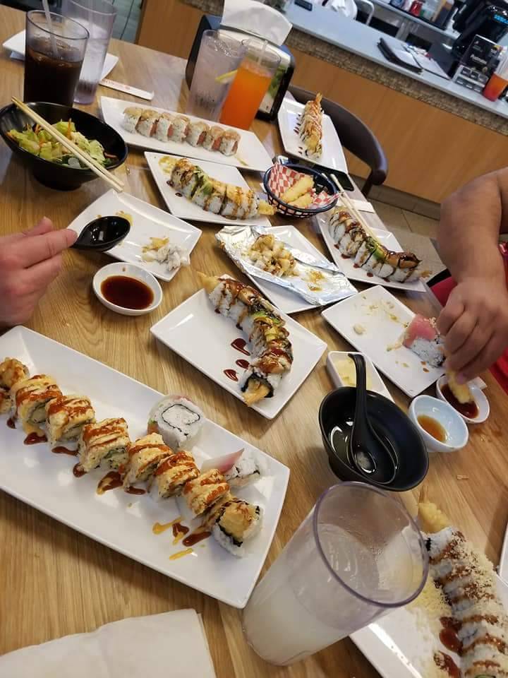 Hollywood Sushi | restaurant | 7077 Sunset Blvd, Los Angeles, CA 90028, USA | 3238484226 OR +1 323-848-4226
