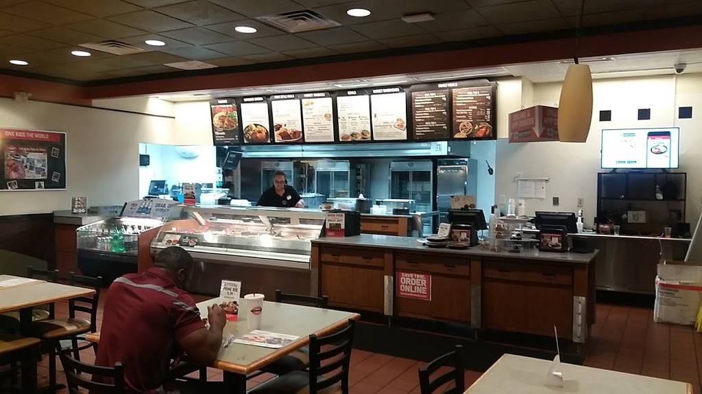 Boston Market | restaurant | 1775 US Highway 1, Vero Beach, FL 32960, USA | 7725640485 OR +1 772-564-0485