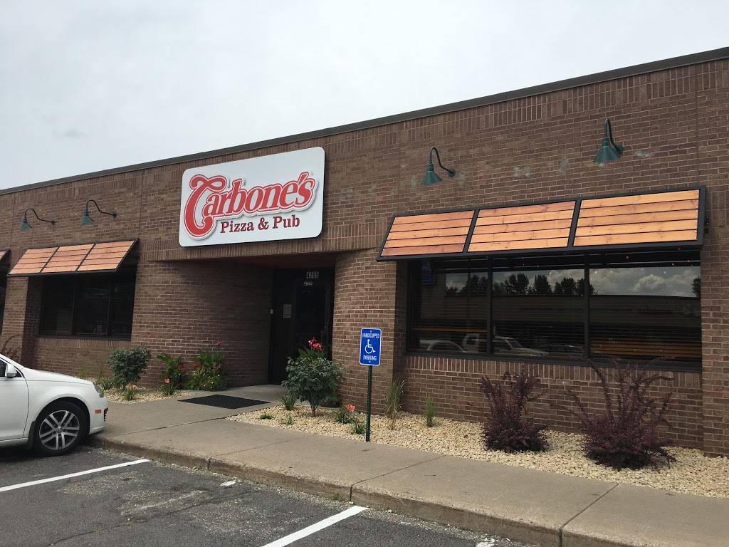 Minneapolis Carbones Pizza & Pub | restaurant | 4705 Cedar Ave S, Minneapolis, MN 55407, USA | 6127240063 OR +1 612-724-0063