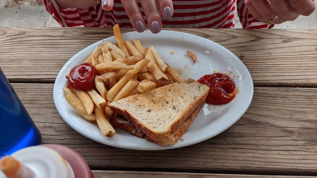 Woodys Cafegrill & Pub, Open for Backroom/Patio Dining | restaurant | 3555 N Main St, Kelseyville, CA 95451, USA | 7072799020 OR +1 707-279-9020