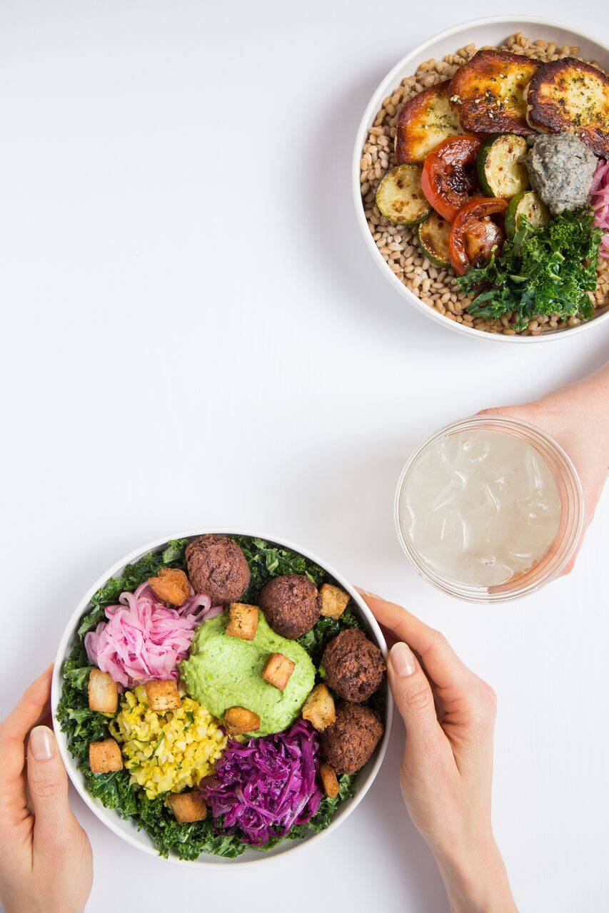 Daphnes Mediterranean | restaurant | 500 W Canyon Ridge Dr L400, Austin, TX 78753, USA | 5125790597 OR +1 512-579-0597