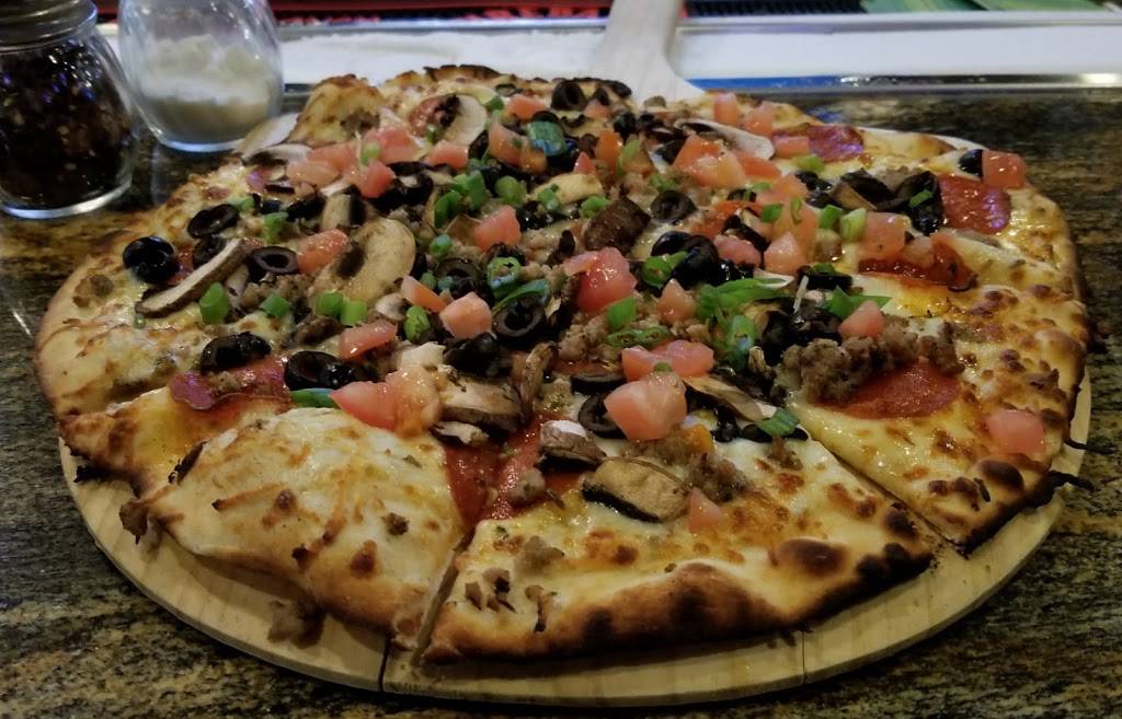 1724 Downtown Bar & Grill | restaurant | 1724 Market St, Redding, CA 96001, USA | 5307681571 OR +1 530-768-1571