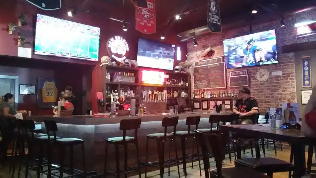 Haucks Grill | restaurant | 142 W Main St, Turlock, CA 95380, USA | 2092502653 OR +1 209-250-2653