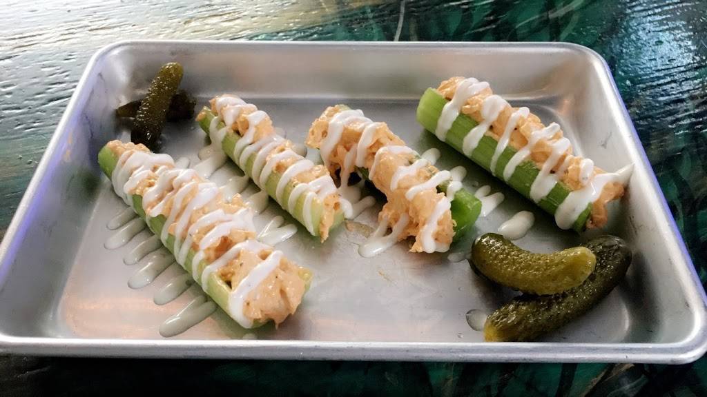 The Salty Fox | restaurant | 602 Eau Gallie Blvd, Melbourne, FL 32935, USA | 3214255453 OR +1 321-425-5453