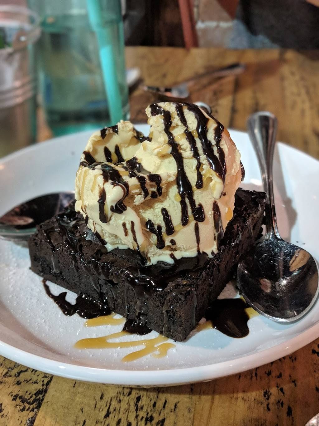 Revolution Rotisserie & Bar | restaurant | 6063 Montgomery Rd, Cincinnati, OH 45213, USA | 5133514000 OR +1 513-351-4000