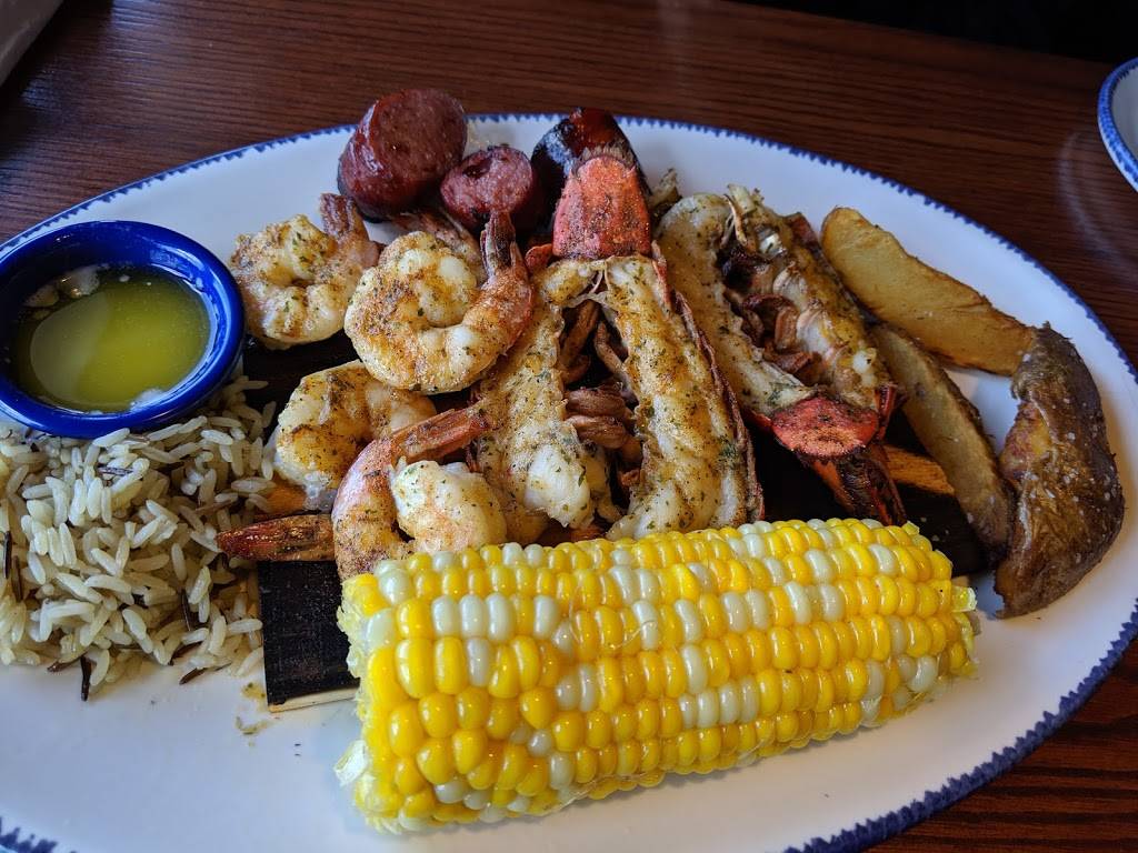 Red Lobster | restaurant | 2920 W Division St, St Cloud, MN 56301, USA | 3202536682 OR +1 320-253-6682