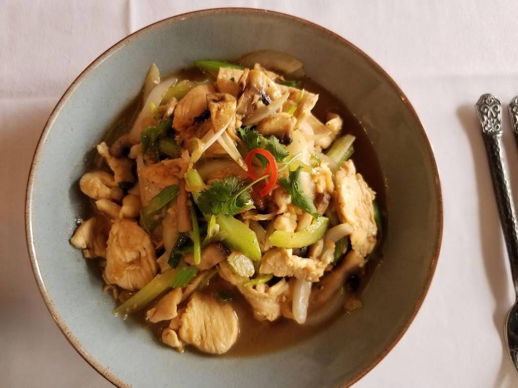 Nahm Thai Cuisine | restaurant | 5310 Windward Pkwy W, Alpharetta, GA 30004, USA | 6787621818 OR +1 678-762-1818