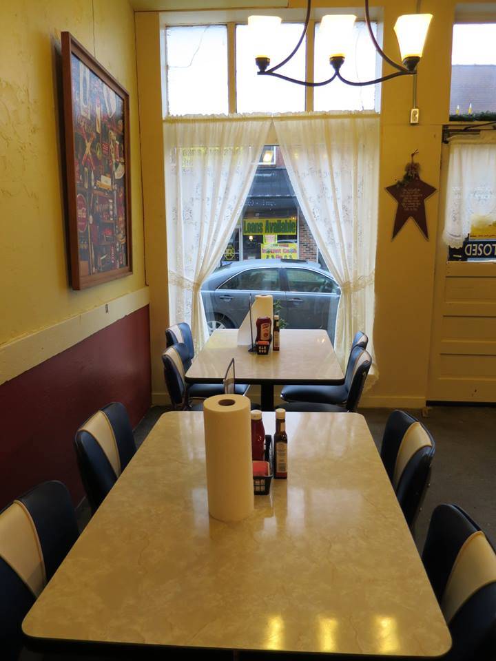 Second Street Diner | restaurant | 18 2nd St, Vanceburg, KY 41179, USA | 6067960102 OR +1 606-796-0102