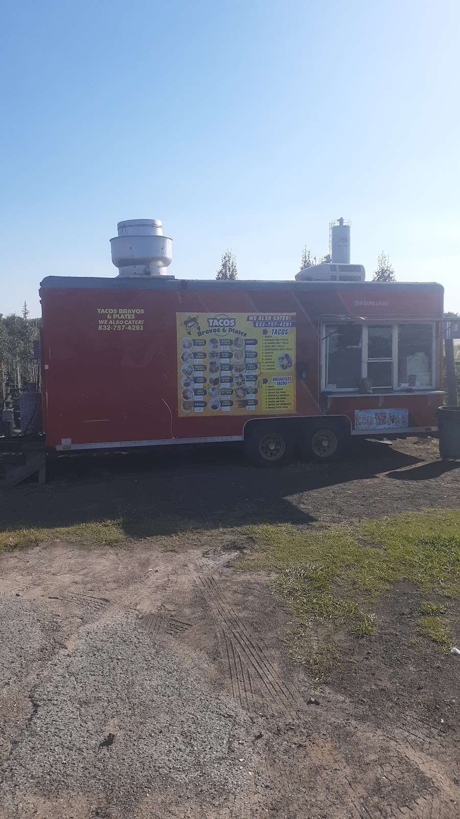 Tacos Bravos n platers | restaurant | 10407 TX-36, Orchard, TX 77464, USA | 8327574291 OR +1 832-757-4291