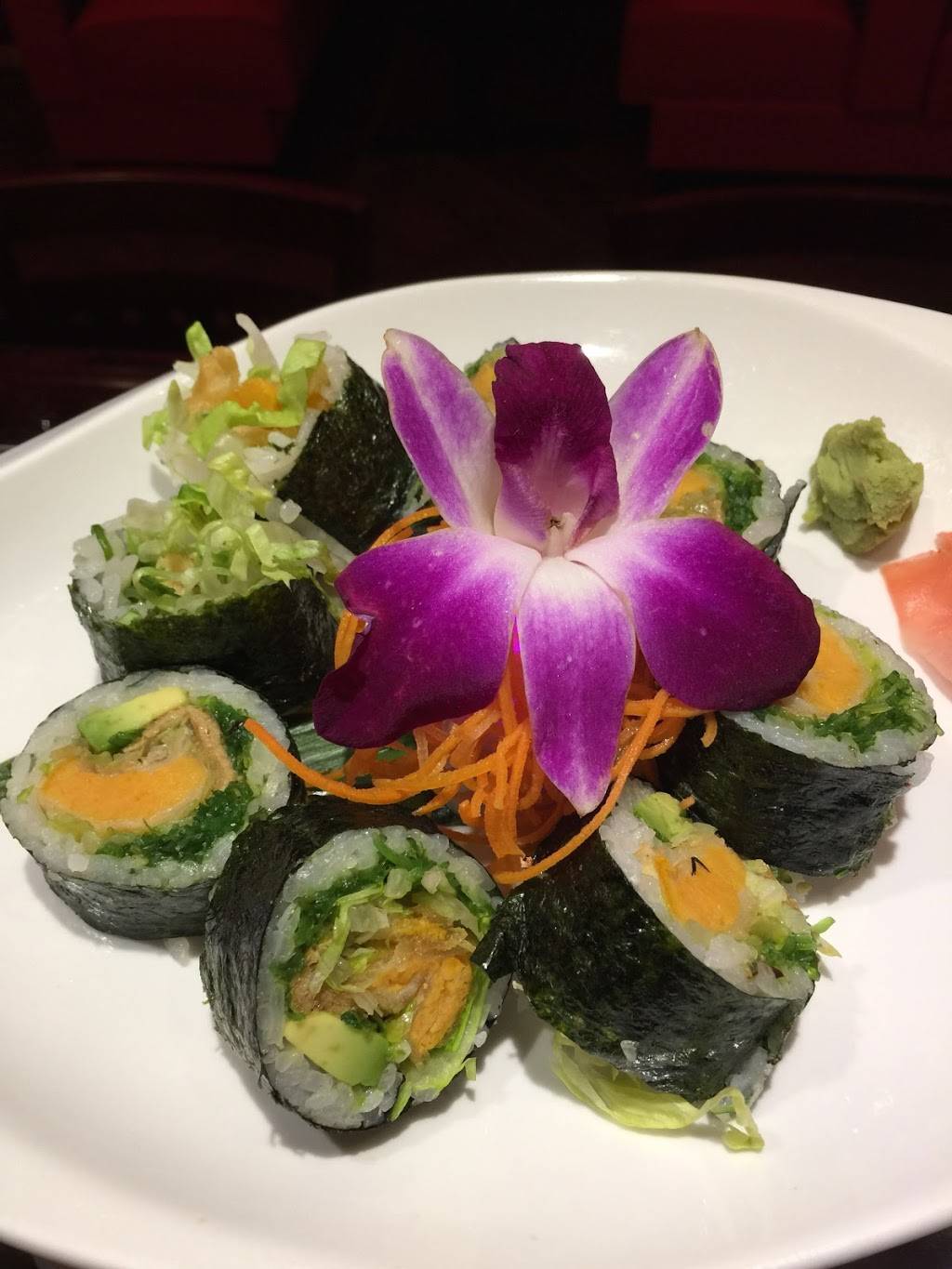 Yama Sushi | restaurant | 109 Volvo Pkwy #8, Chesapeake, VA 23320, USA | 7574104000 OR +1 757-410-4000