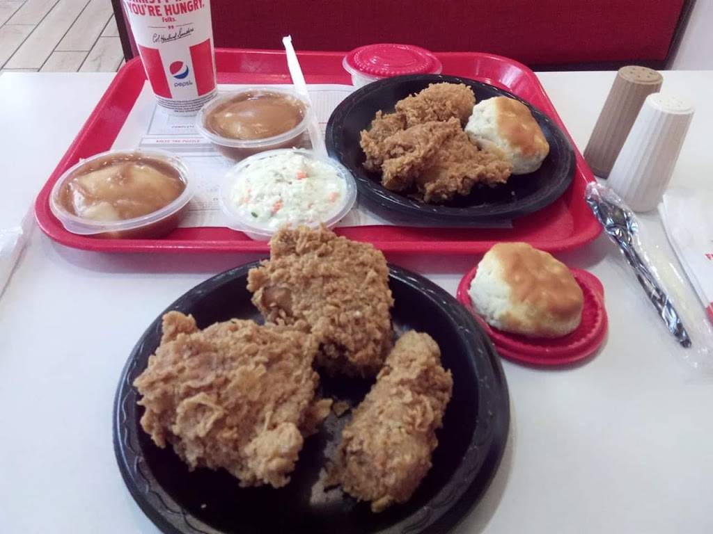 KFC | restaurant | 241 Cox Creek Pkwy, Florence, AL 35630, USA | 2567677153 OR +1 256-767-7153