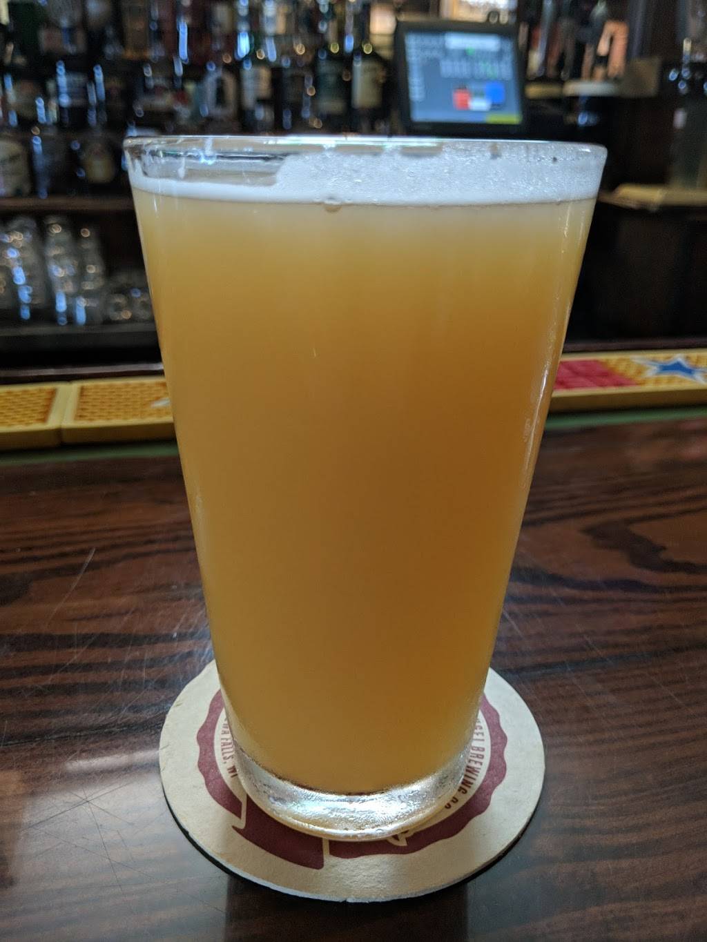 McKs Tavern | restaurant | 218 S Beach St, Daytona Beach, FL 32114, USA | 3862383321 OR +1 386-238-3321