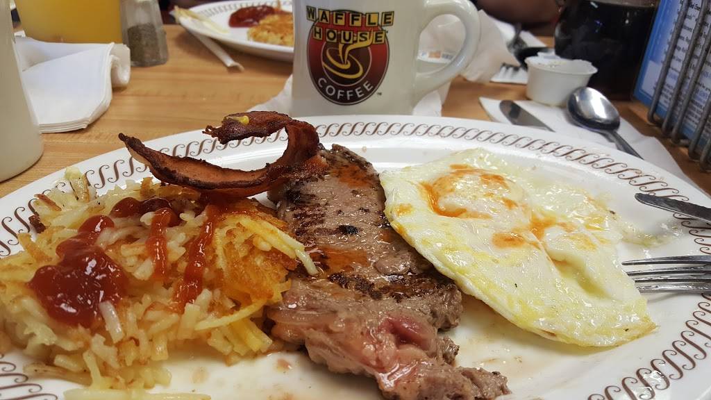 Waffle House | meal takeaway | 7004 Hwy 4, NC-4, Battleboro, NC 27809, USA | 2524463929 OR +1 252-446-3929