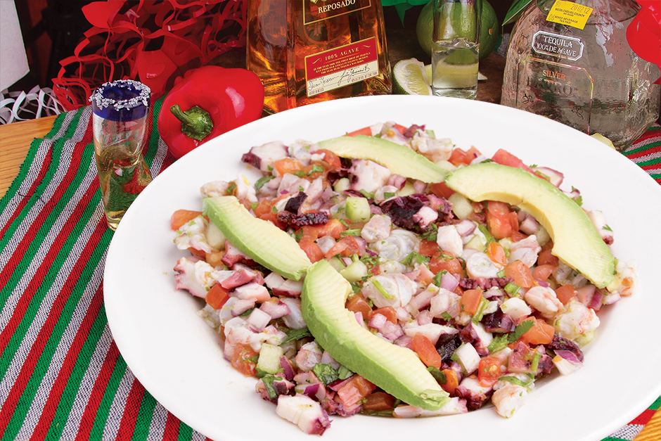 Tres Pesos Bar & Grill | restaurant | 2110, 100 W Woodlawn Rd, Charlotte, NC 28217, USA | 7045250710 OR +1 704-525-0710