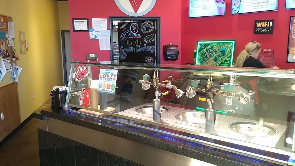 Sub Zero Nitrogen Ice Cream | restaurant | 1002 Logan Blvd #116, Altoona, PA 16602, USA | 8142012524 OR +1 814-201-2524