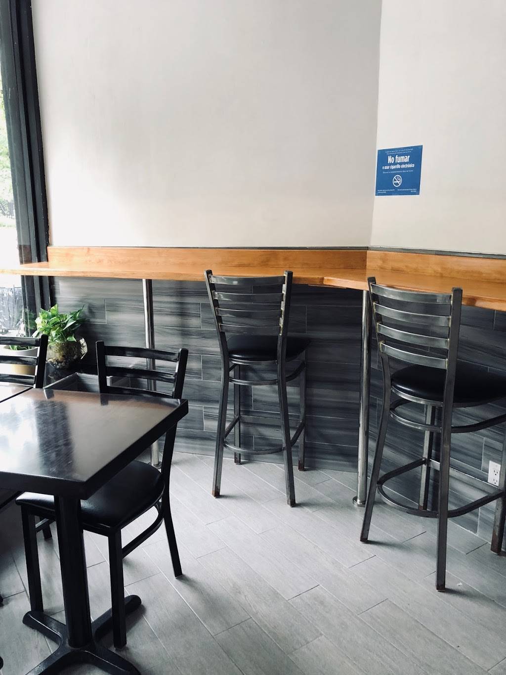 Taco Today | restaurant | 4222 Greenpoint Ave, Sunnyside, NY 11104, USA | 7184339825 OR +1 718-433-9825