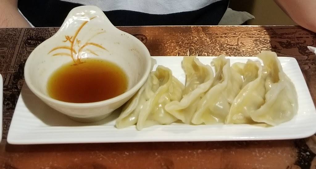 Fancy Sushi (Bluffton) | restaurant | 102 Buckwalter Pkwy, Bluffton, SC 29910, USA | 8437575003 OR +1 843-757-5003