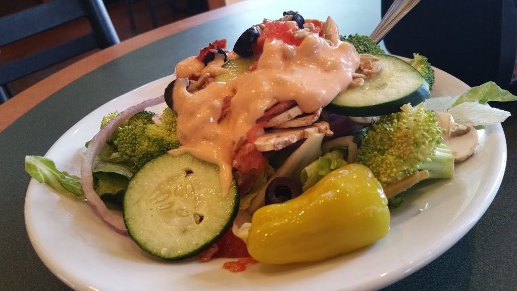 Round Table Pizza | meal delivery | 2105 Town Center Plaza #F-180, West Sacramento, CA 95691, USA | 9163748595 OR +1 916-374-8595