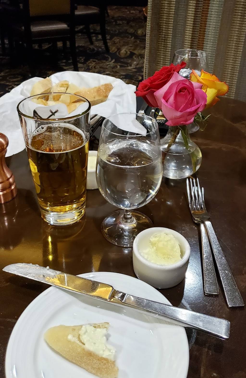 Lone Wolf | Restaurant and Lounge | restaurant | 12222 New York Ranch Rd, Jackson, CA 95642, USA | 2092239653 OR +1 209-223-9653