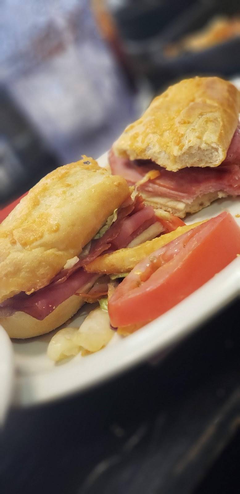 Pizza Hut | restaurant | 940 W Main St, Inverness, FL 34450, USA | 3527264880 OR +1 352-726-4880