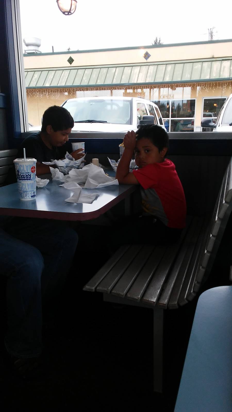 Ivars Seafood Bar | restaurant | 9726 State Ave, Marysville, WA 98270, USA | 3606537734 OR +1 360-653-7734