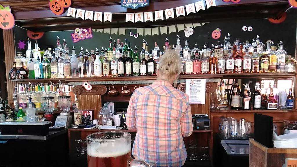 Captains Tavern | restaurant | 1 W High St, Lawrenceburg, IN 47025, USA | 8125770432 OR +1 812-577-0432