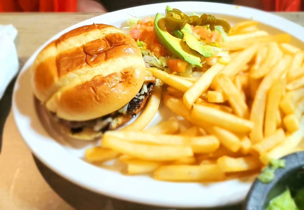 Tequilas | restaurant | 126 S Ludington St, Columbus, WI 53925, USA | 9203500008 OR +1 920-350-0008