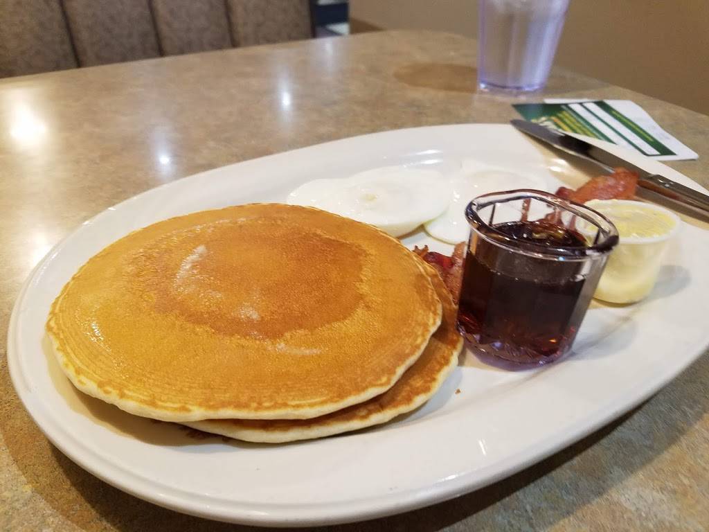 Pegahs Family Restaurant | restaurant | 11005 Johnson Dr, Shawnee, KS 66203, USA | 9139626700 OR +1 913-962-6700