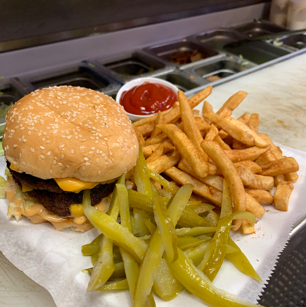 Abdos Kitchen | restaurant | 377 Schaefer Rd, Detroit, MI 48217, USA | 3132901543 OR +1 313-290-1543